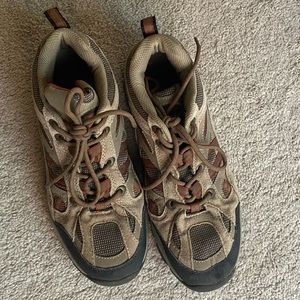 MENS KHOMBU HIKING SHOES - 8.5